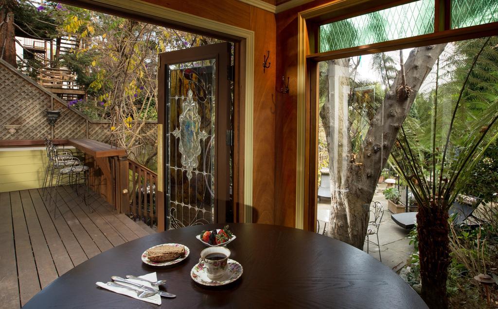 Noe'S Nest Bed And Breakfast ซานฟรานซิสโก ภายนอก รูปภาพ